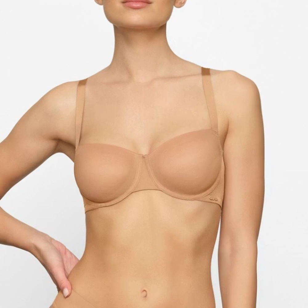 NWT SKIMS BRA
